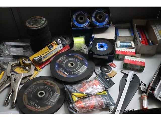 Lot vn nieuw gereedschap - afbeelding 3 van  3