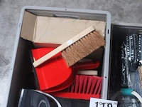 Lot wasknijpers plus vuilblikken - afbeelding 3 van  3