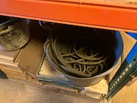 Lot werkgereedschappen inclusief rekken en inhoud - afbeelding 140 van  343