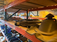 Lot werkgereedschappen inclusief rekken en inhoud - afbeelding 193 van  343