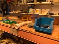 Lot werkgereedschappen inclusief rekken en inhoud - afbeelding 247 van  343