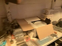 Lot werkgereedschappen inclusief rekken en inhoud - afbeelding 287 van  343