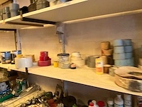 Lot werkgereedschappen inclusief rekken en inhoud - afbeelding 312 van  343