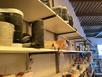 Lot werkgereedschappen inclusief rekken en inhoud - afbeelding 329 van  343