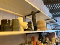 Lot werkgereedschappen inclusief rekken en inhoud - afbeelding 333 van  343