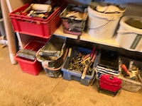 Lot werkgereedschappen inclusief rekken en inhoud - afbeelding 68 van  343