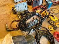 Lot werkgereedschappen - afbeelding 13 van  79