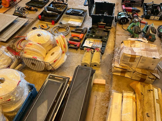 Lot werkgereedschappen - afbeelding 28 van  79