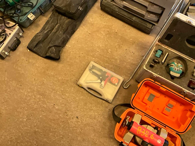 Lot werkgereedschappen - afbeelding 43 van  79