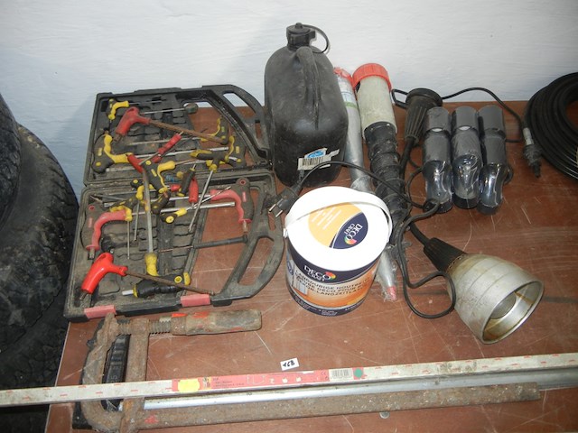 Lot werkgerei plus verlichting - afbeelding 2 van  3