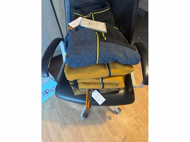 Lot werkkledij - afbeelding 3 van  3