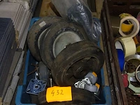 Lot wielen - afbeelding 1 van  1