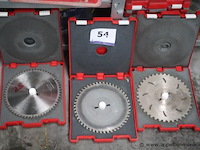 Lot zaagbladen - afbeelding 1 van  2