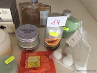 Lot zepen / verzoringsproducten - afbeelding 3 van  3