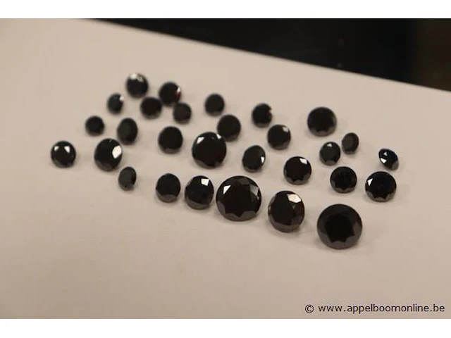 Lot zwarte diamandjes plm 47,69ct - afbeelding 3 van  3