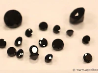 Lot zwarte diamandjes plm 48,01ct - afbeelding 2 van  3