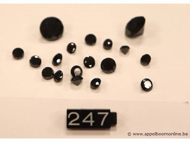 Lot zwarte diamandjes plm 48,01ct - afbeelding 3 van  3