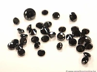 Lot zwarte diamandjes plm 58,84ctct - afbeelding 2 van  3