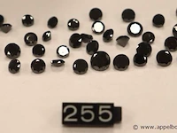 Lot zwarte diamandjes plm 59,14ct - afbeelding 1 van  3