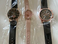 Lotje horloges - afbeelding 1 van  2