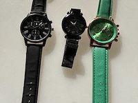 Lotjes ± 3 horloges - afbeelding 1 van  1