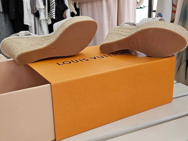 Louis vuitton dames schoenen 'tropical' - afbeelding 9 van  10