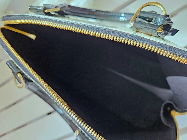 Louis-vuitton luxe-handtas 'alma pm stickers' (special edition) - afbeelding 10 van  10