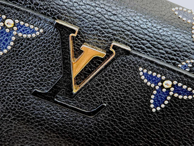 Louis-vuitton luxe-handtas 'capucine flower' (limited edition) - afbeelding 6 van  10