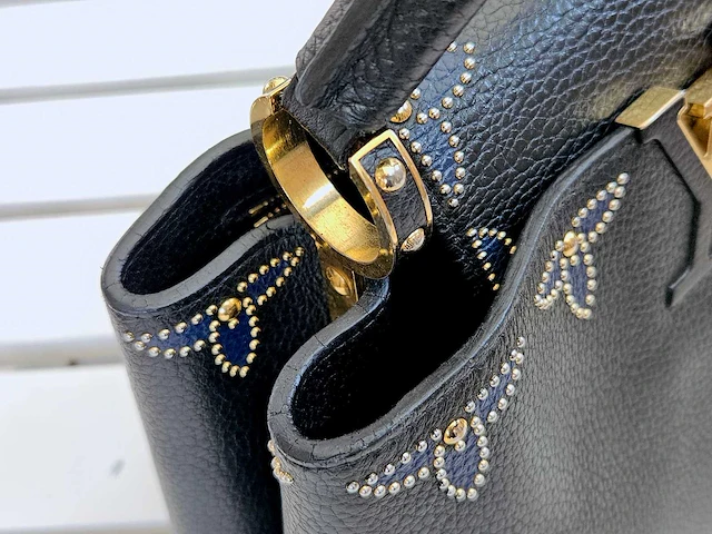 Louis-vuitton luxe-handtas 'capucine flower' (limited edition) - afbeelding 7 van  10