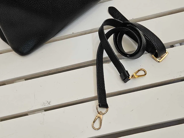Louis-vuitton luxe-handtas 'capucine flower' (limited edition) - afbeelding 10 van  10