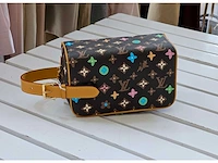 Louis-vuitton luxe-reistasje 'locker drop kit' - afbeelding 1 van  13