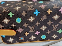 Louis-vuitton luxe-reistasje 'locker drop kit' - afbeelding 10 van  13