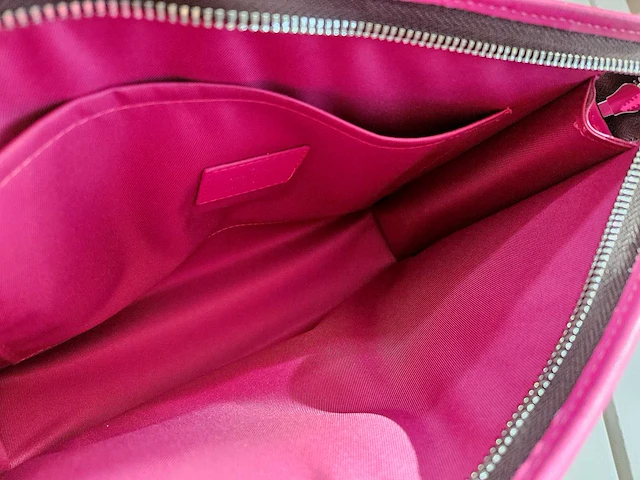 Louis-vuitton 'pochette voyage mm' - afbeelding 8 van  9