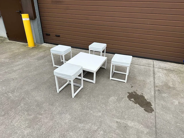 Loungesets (4x) - afbeelding 1 van  4