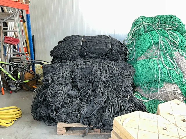 Loyds veiligheids netten 10x10m (10x) - afbeelding 1 van  6