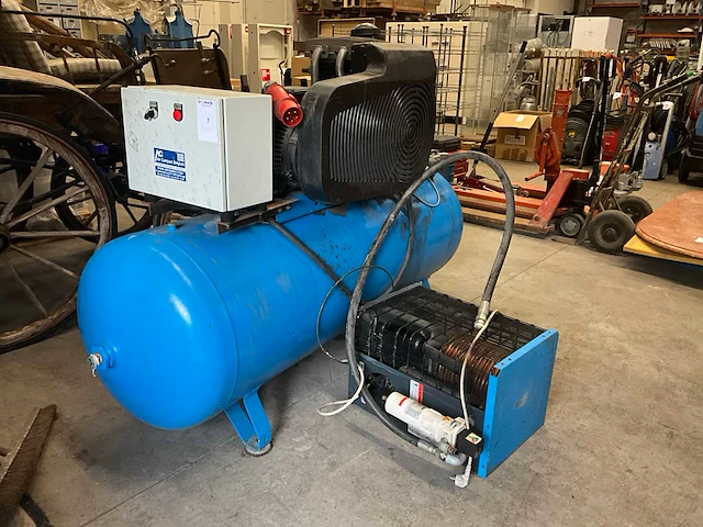 Lt500 luchtcompressor - afbeelding 1 van  8