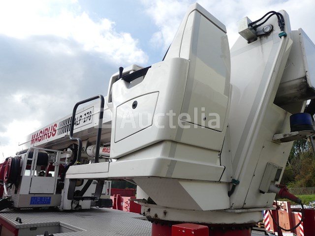 Luchtbrandweerwagen man ls19llc (2004-31.527 km-vin:wmal87zzz3y118631) - afbeelding 15 van  42