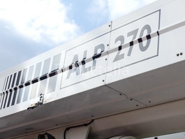 Luchtbrandweerwagen man ls19llc (2004-31.527 km-vin:wmal87zzz3y118631) - afbeelding 16 van  42