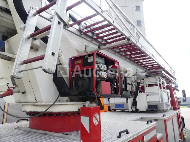 Luchtbrandweerwagen man ls19llc (2004-31.527 km-vin:wmal87zzz3y118631) - afbeelding 23 van  42