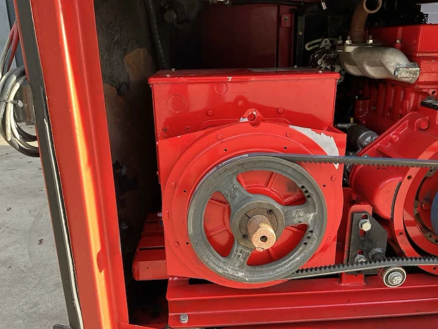 Luchtcompressor - stamford stroomaggregaat 16kva 230/400v - afbeelding 7 van  28