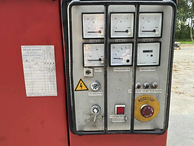 Luchtcompressor - stamford stroomaggregaat 16kva 230/400v - afbeelding 15 van  28