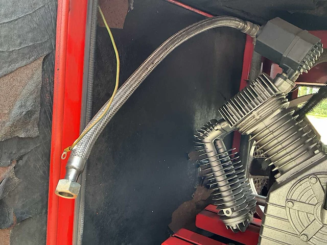 Luchtcompressor - stamford stroomaggregaat 16kva 230/400v - afbeelding 19 van  28