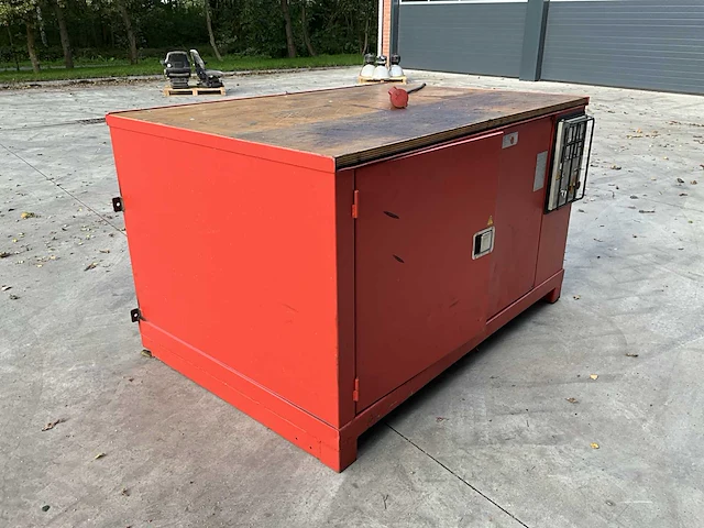 Luchtcompressor - stamford stroomaggregaat 16kva 230/400v - afbeelding 23 van  28