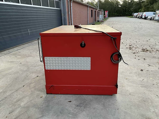 Luchtcompressor - stamford stroomaggregaat 16kva 230/400v - afbeelding 28 van  28