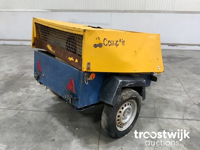 Luchtcompressor op aanhangwagen - afbeelding 4 van  10