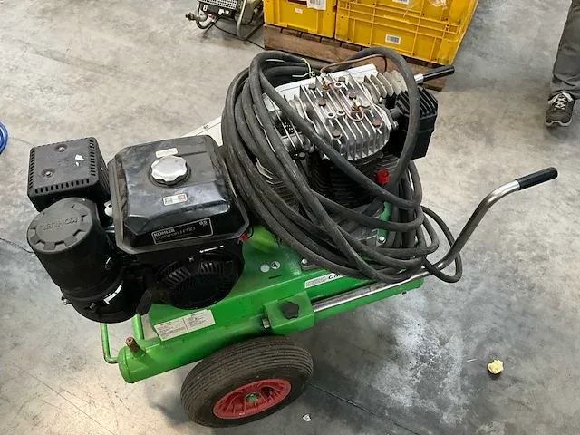 Luchtcompressor, zandstraler acf - afbeelding 2 van  24