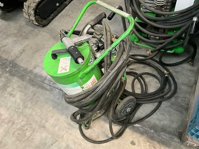 Luchtcompressor, zandstraler acf - afbeelding 8 van  24