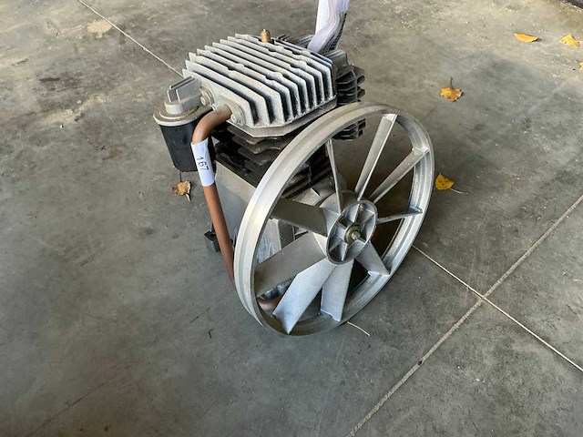 Luchtcompressor - afbeelding 2 van  4