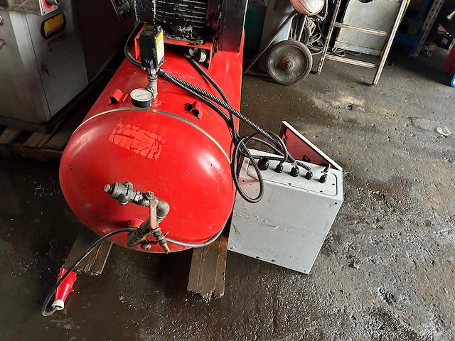 Luchtcompressor - afbeelding 5 van  8