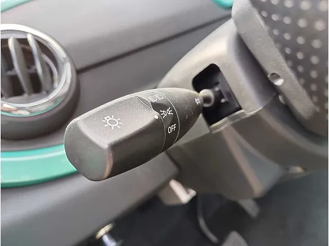 Luqi - ev300 - m1 - 45 km elektrische stadsauto - afbeelding 11 van  39
